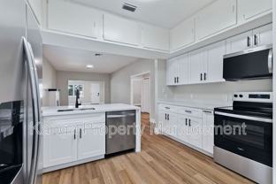 3714 Morton Ave Front House - Photo 1 of 1