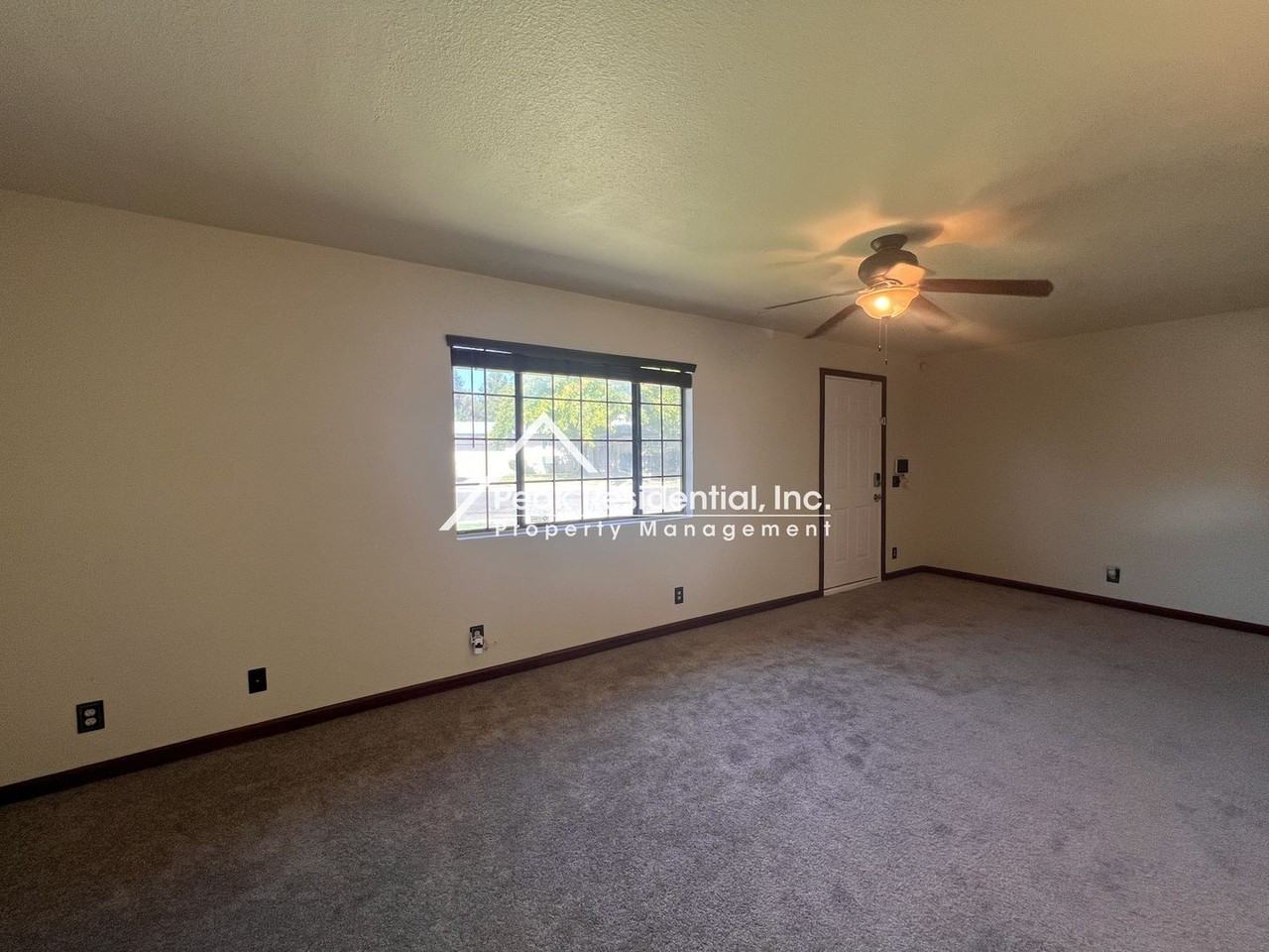5546 Cranbrook Way - Photo 4 of 18