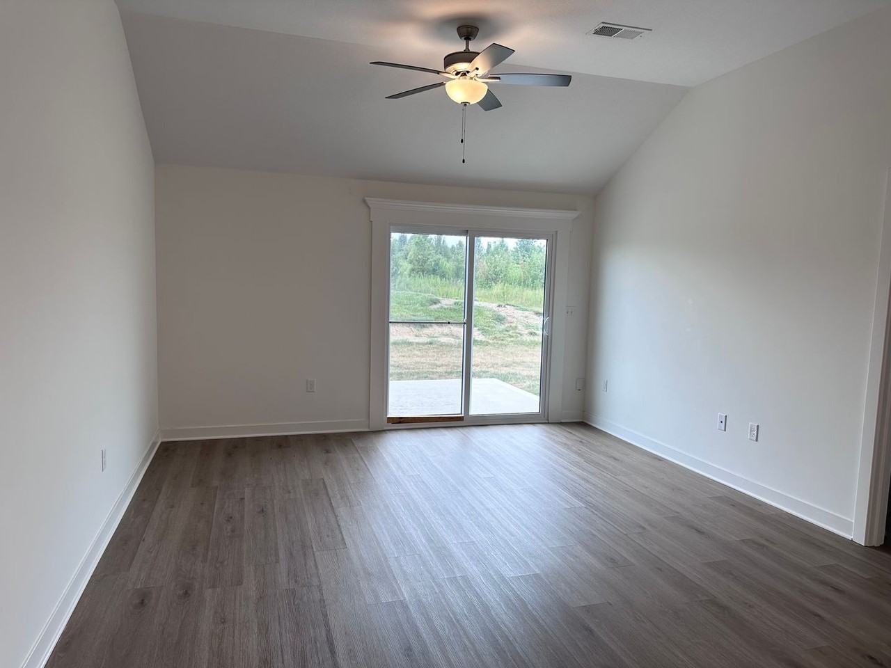3819 Nw 93rd St - Photo 6 of 19