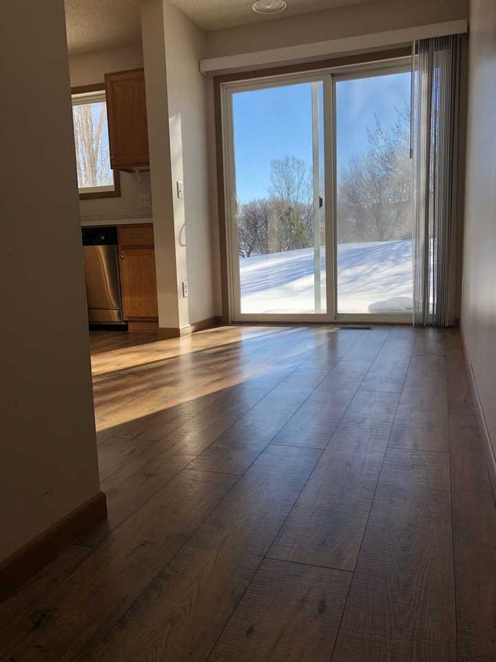 2991 Village Ln - Photo 5 of 12