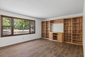 featured image of 13503 Meredith Dr
