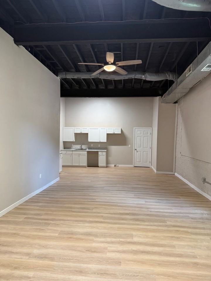 1420 W Liberty Ave - Photo 4 of 7