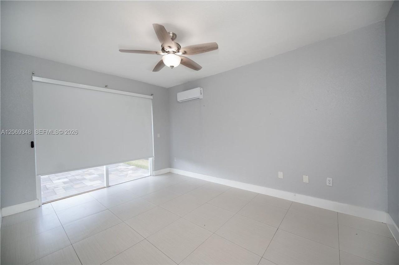 21002 21002 SW 92nd Court 1, Cutler Bay, FL 33189 - 2463 #2463 - Photo 3 of 13