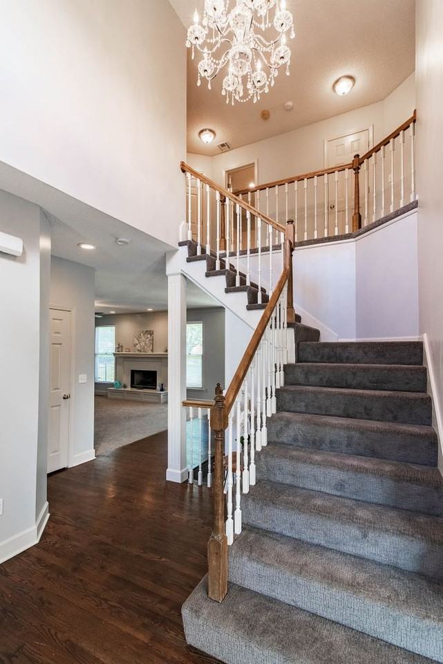 8304 W 122nd St - Photo 2 of 42