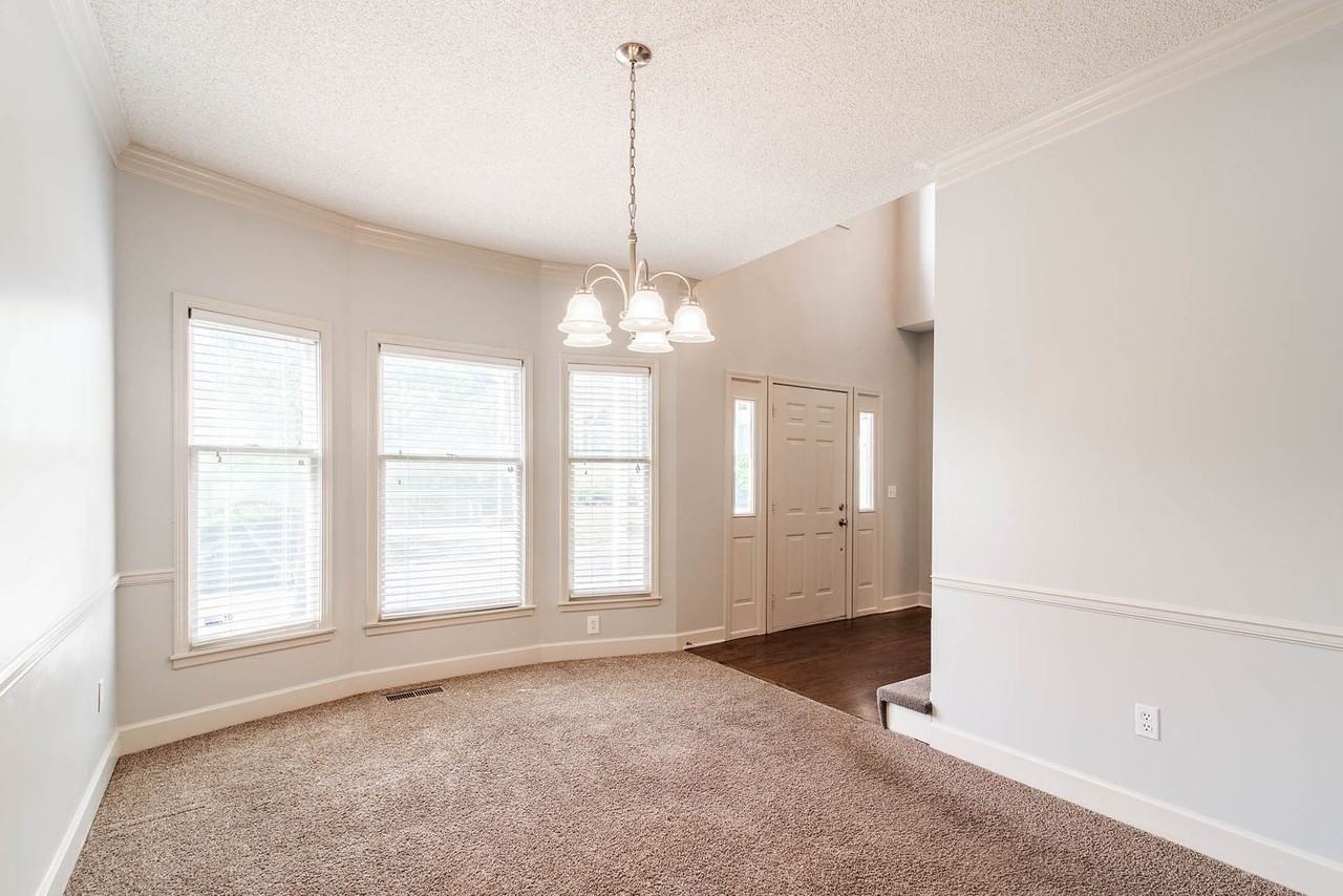 8304 W 122nd St - Photo 5 of 42