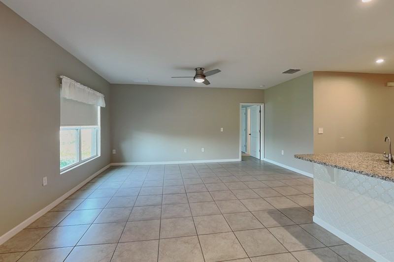 186 Piave St - Photo 4 of 26
