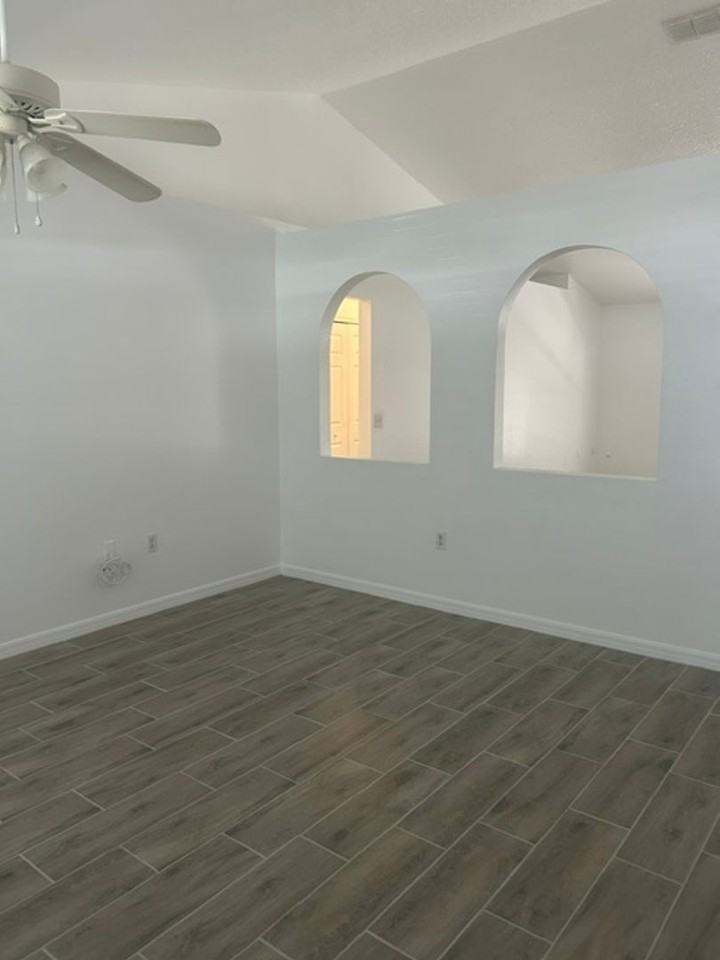 973 Cascades Park Trl - Photo 4 of 11