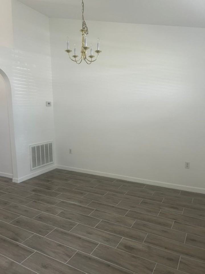 973 Cascades Park Trl - Photo 5 of 11