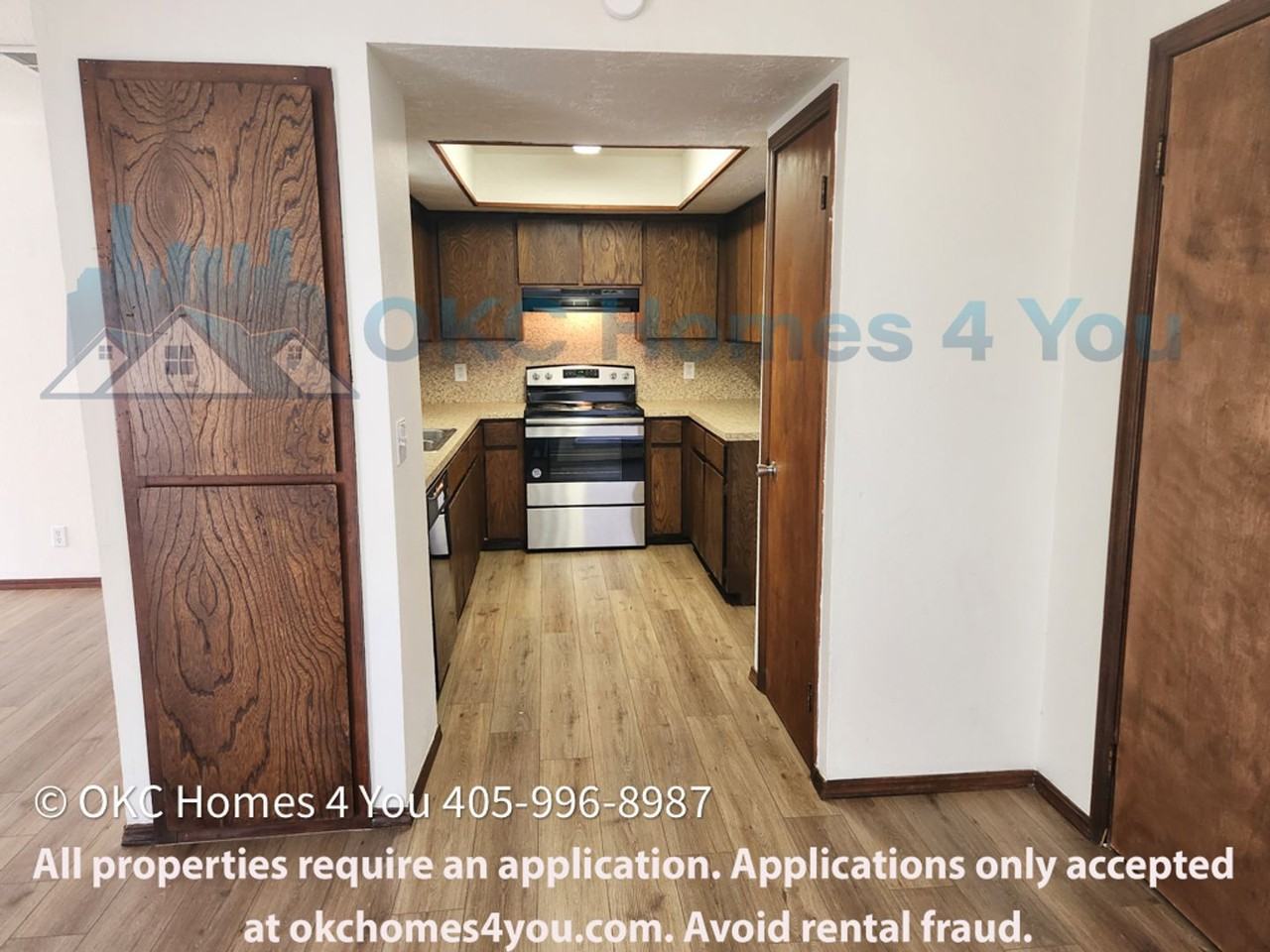 515 N Davis Ave - Photo 5 of 20