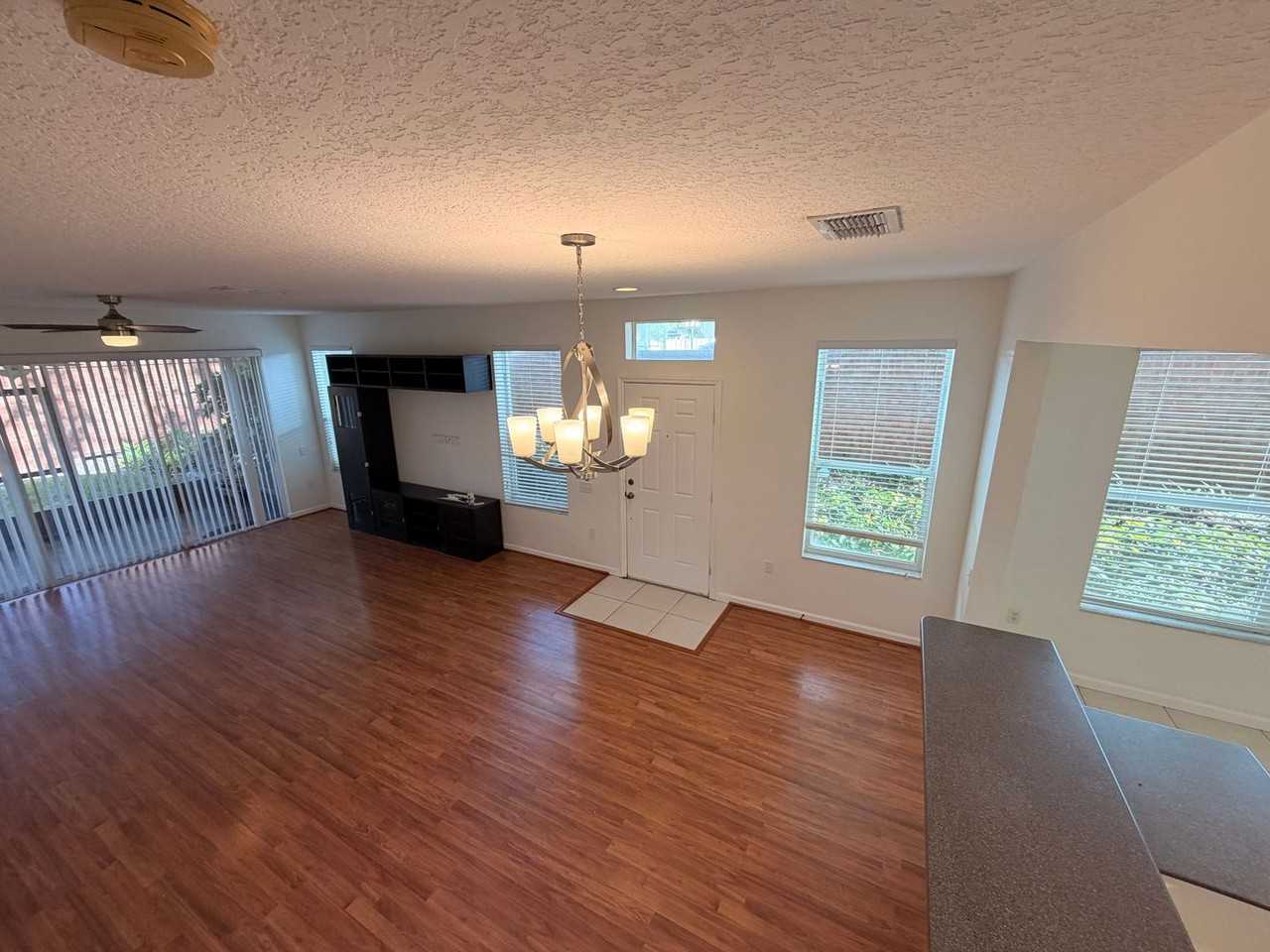 2632 Galliano Cir - Photo 6 of 37