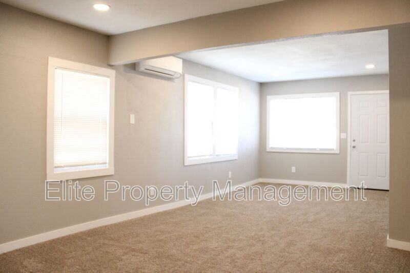1639 E Orman Ave - Photo 3 of 15