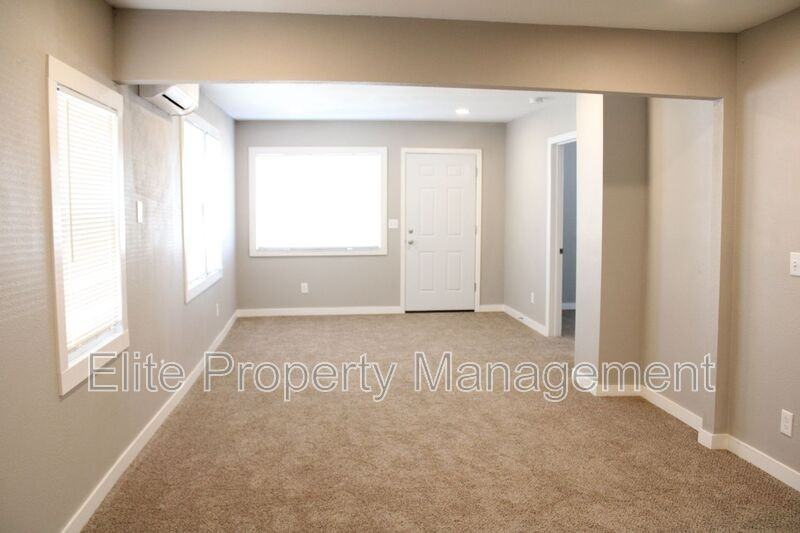 1639 E Orman Ave - Photo 4 of 15