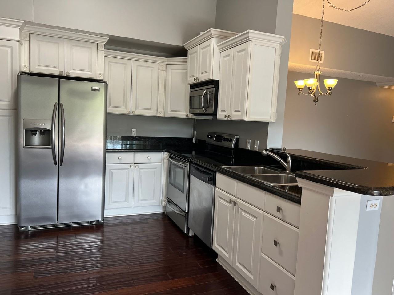 6928 Sw 39th St - Photo 2 of 19