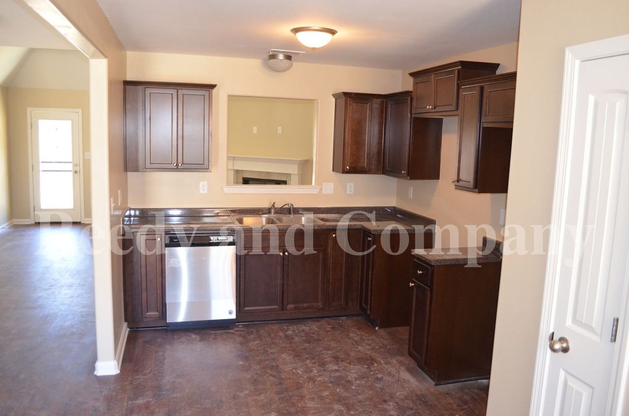 5467 April Forest Dr - Photo 5 of 19
