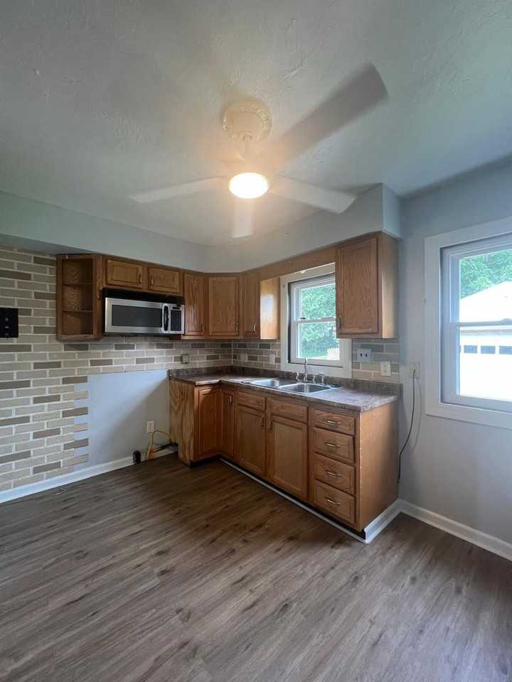 955 E 223rd St - Photo 5 of 40