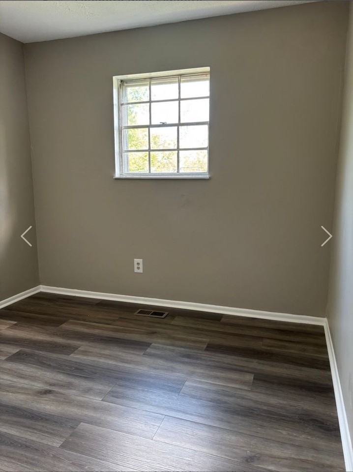 935 East Ave - Photo 4 of 5