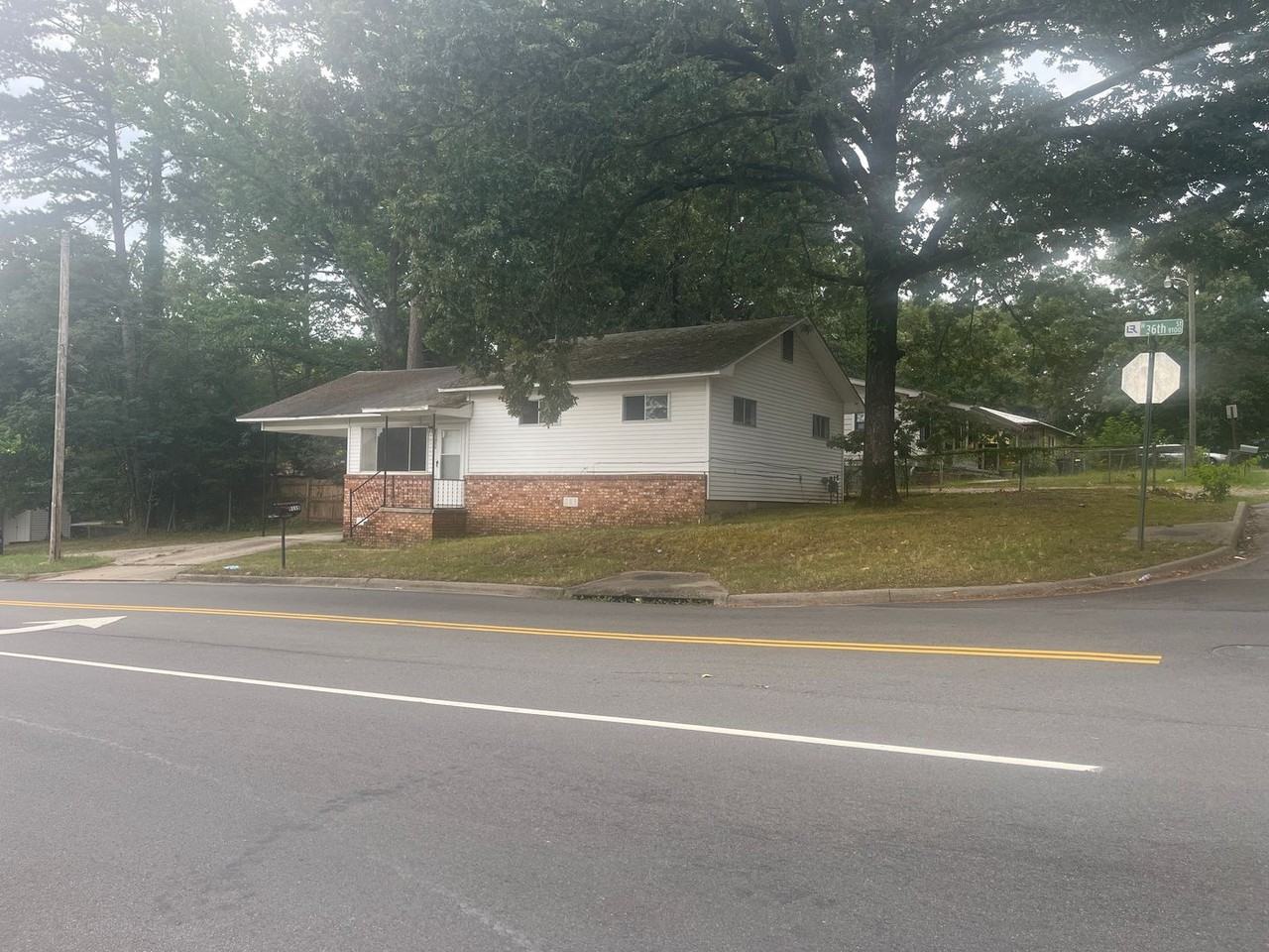 9115 W 36th St - Photo 2 of 12