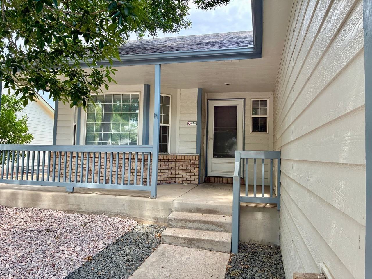 348 Albion Way - Photo 3 of 3
