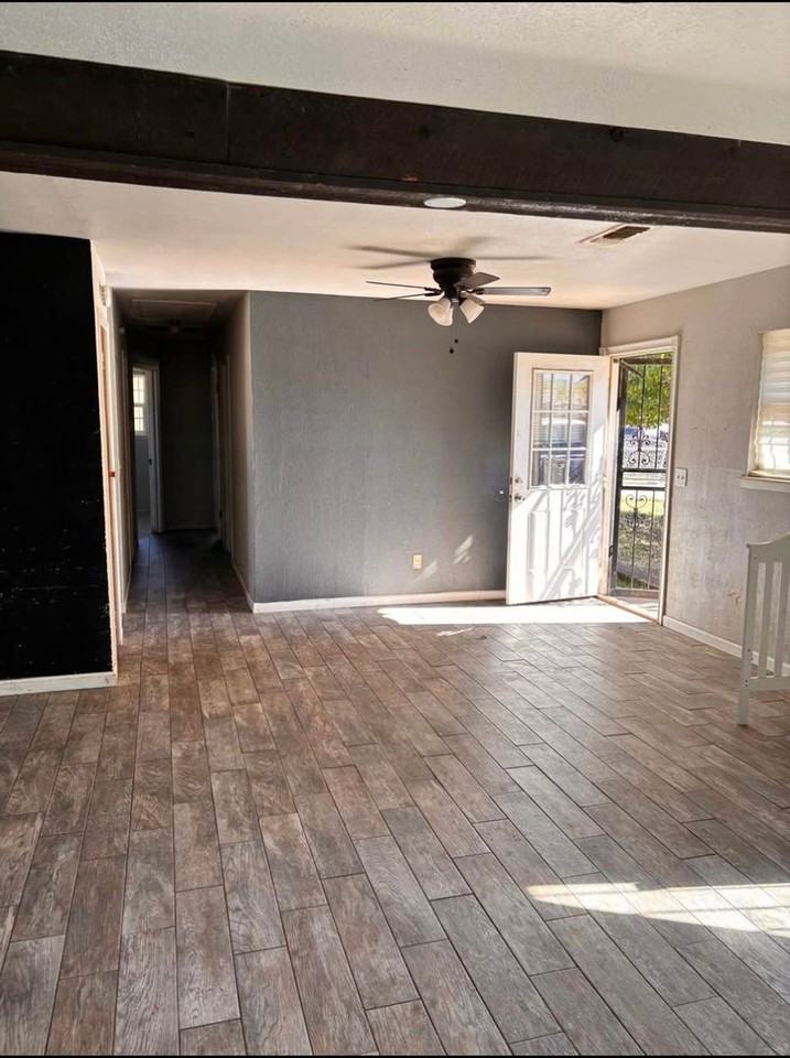 3509 Ne 19th Ave - Photo 2 of 7