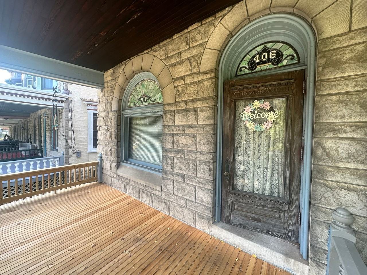 406 Windsor St - Photo 2 of 24