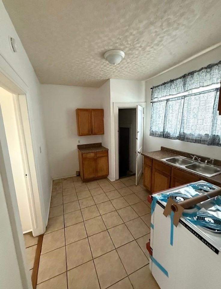 1234 Frame St - Photo 7 of 8