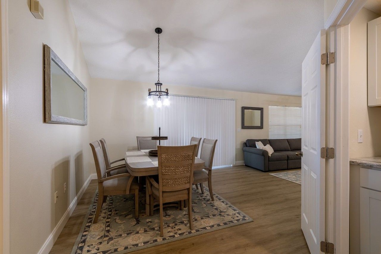 10000 Sw 52nd Ave - Photo 3 of 33
