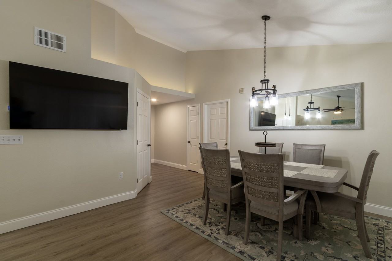10000 Sw 52nd Ave - Photo 5 of 33