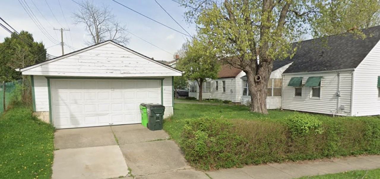 10312 Plymouth Ave - Photo 3 of 36