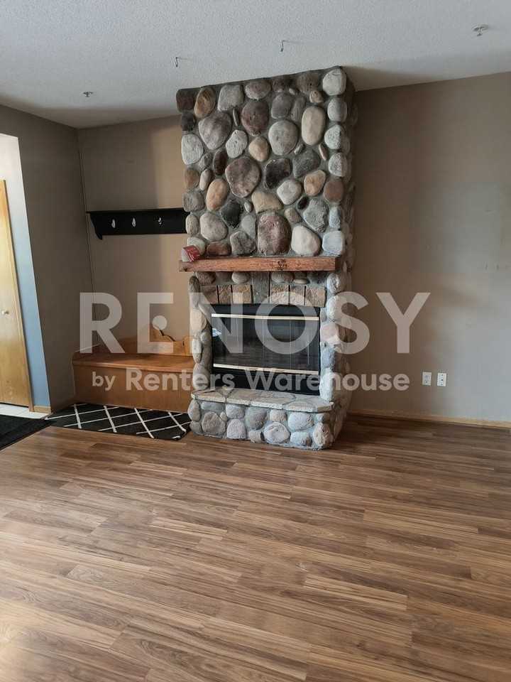2752 Autumnwood Ln - Photo 5 of 30