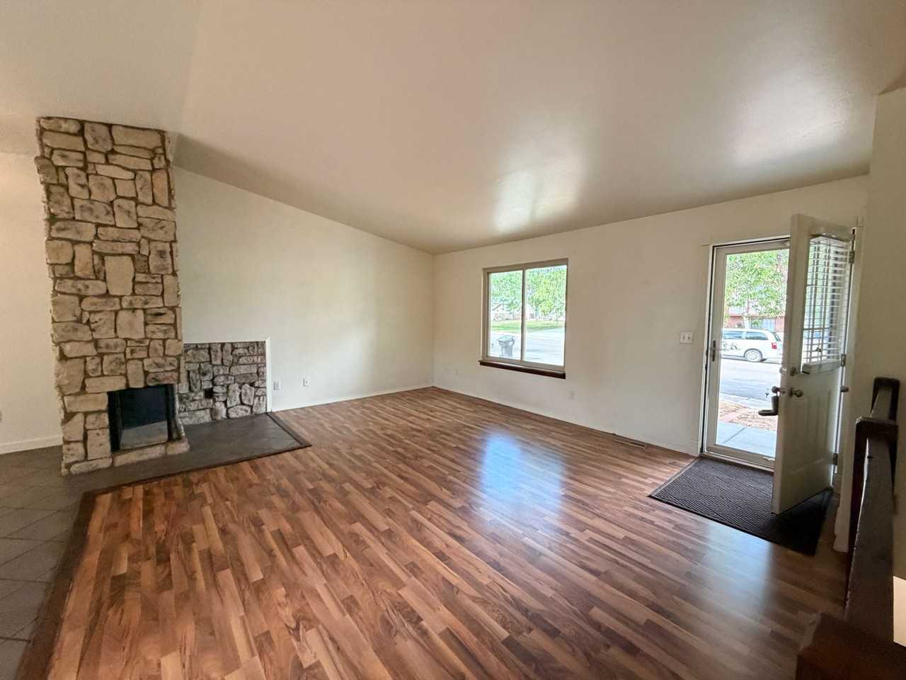 3815 S Pitkin Cir - Photo 2 of 28