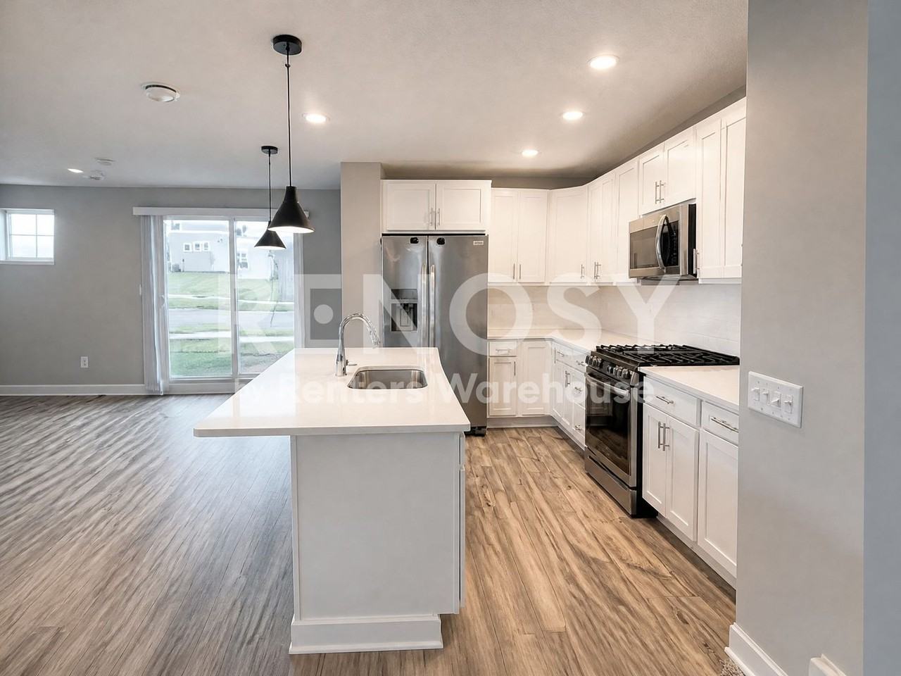 10598 Weston Way N - Photo 4 of 21