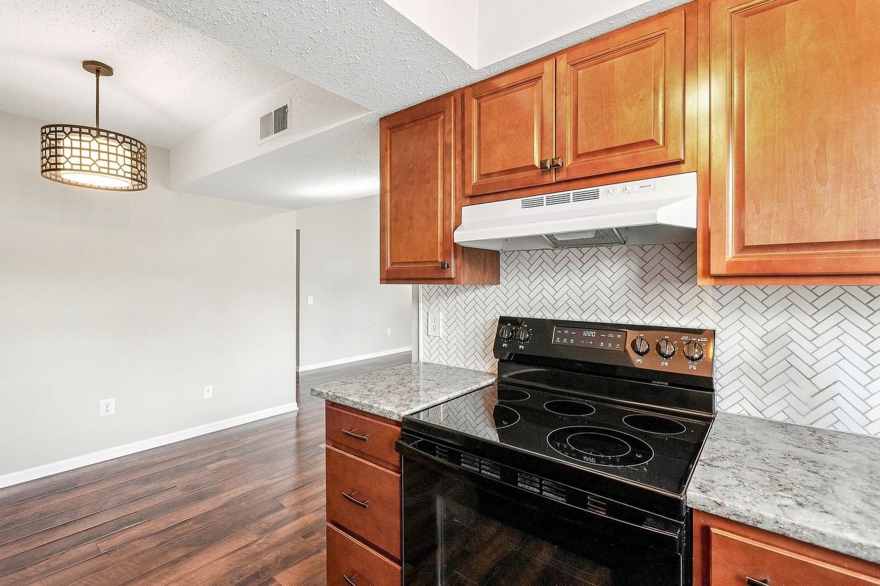 114 Prosperity Ave Se #F - Photo 6 of 15