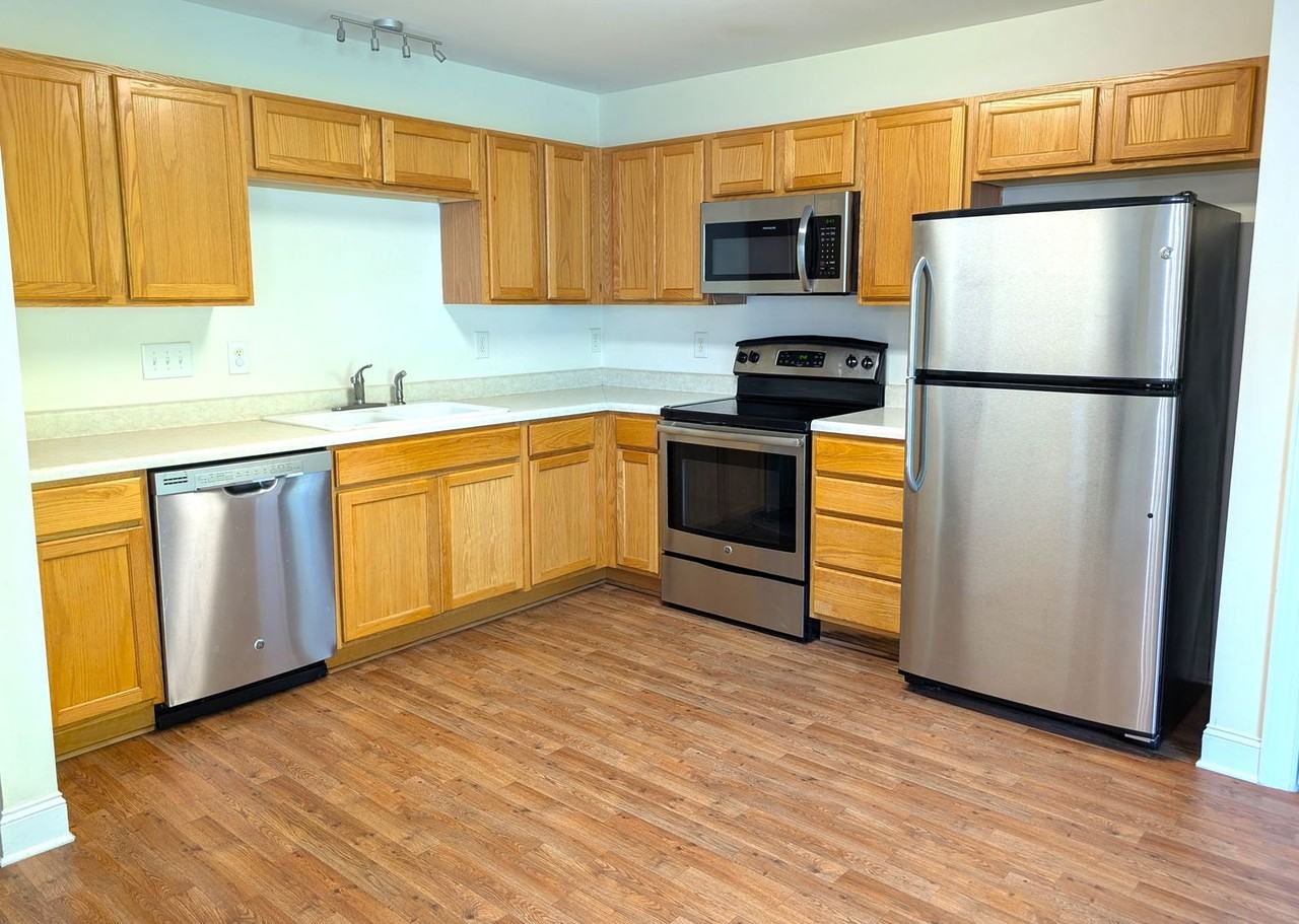 2409 Trace Creek Dr - Photo 4 of 19