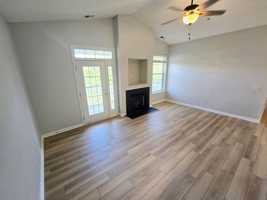 featured image of 3010 Winston Dr #78