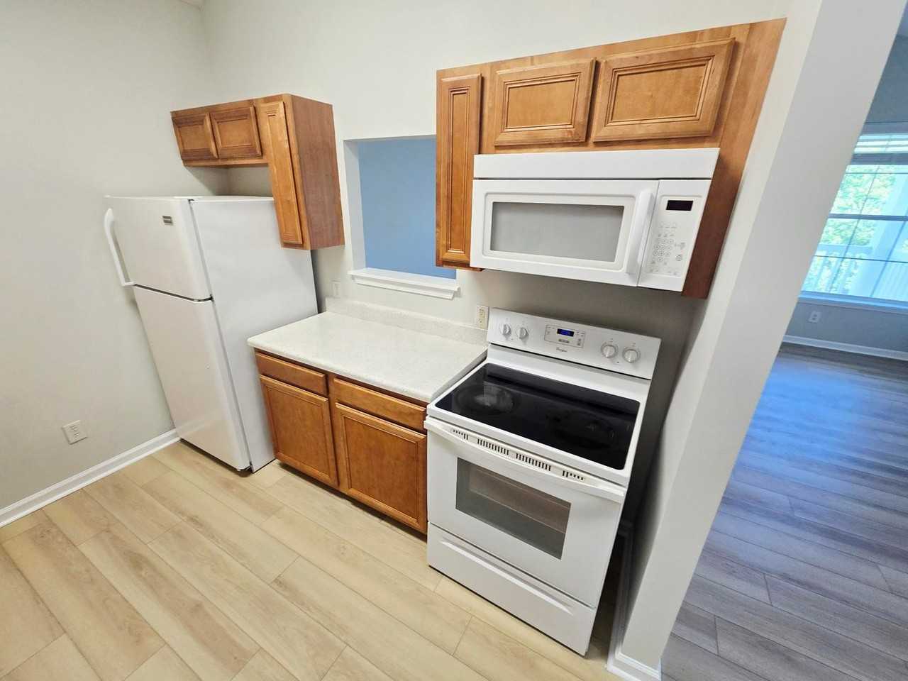 3010 Winston Dr #78 - Photo 4 of 15