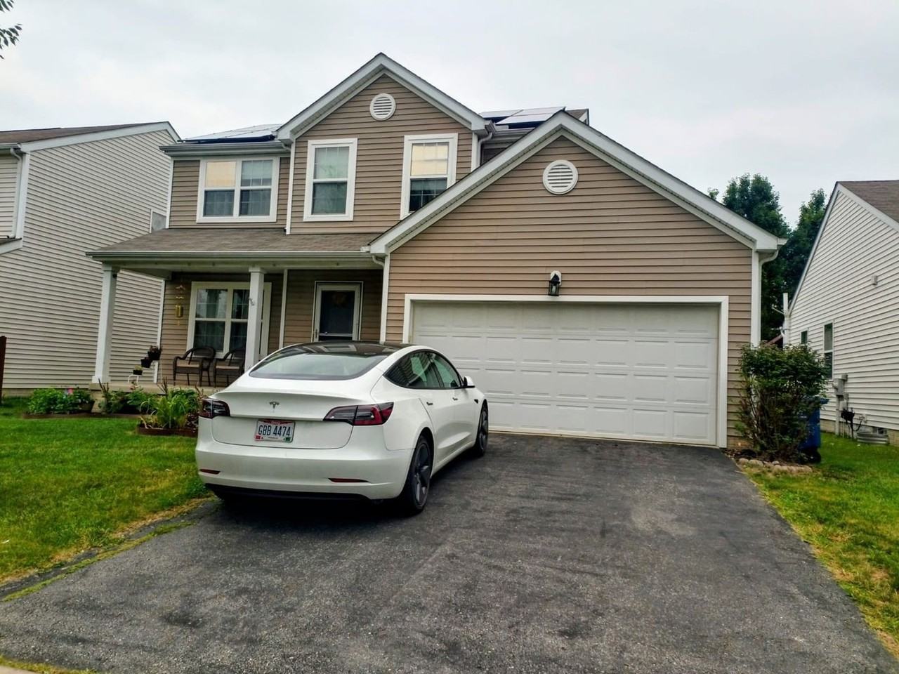 457 Hemhill Dr - Photo 3 of 40