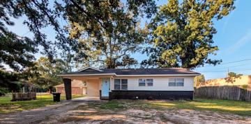 featured image of 1620 E 40th St