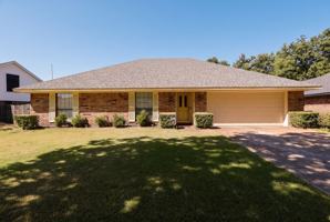 featured image of 507 Parklane Dr