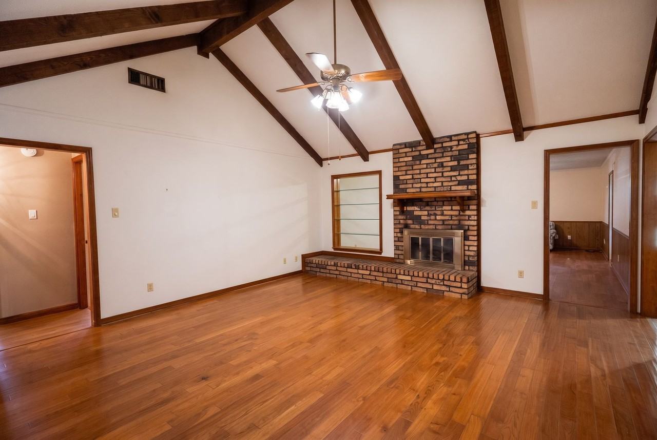 507 Parklane Dr - Photo 4 of 21