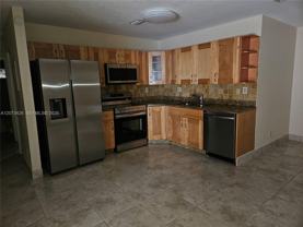 2500 2500 NE 193rd Street 2502, North Miami Beach, FL 33180 - 2210 #2210 - Photo 1 of 1