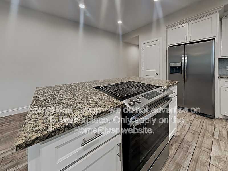 617 E Carter St - Photo 5 of 23