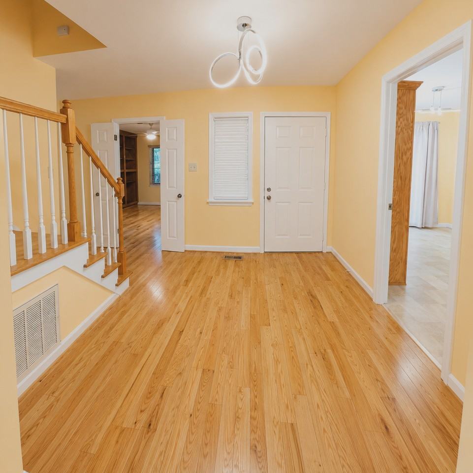 106 Montrose Dr #1 - Photo 6 of 50