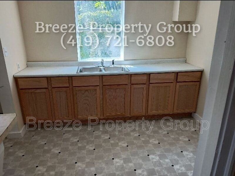 627 Brice Ave - Photo 3 of 11