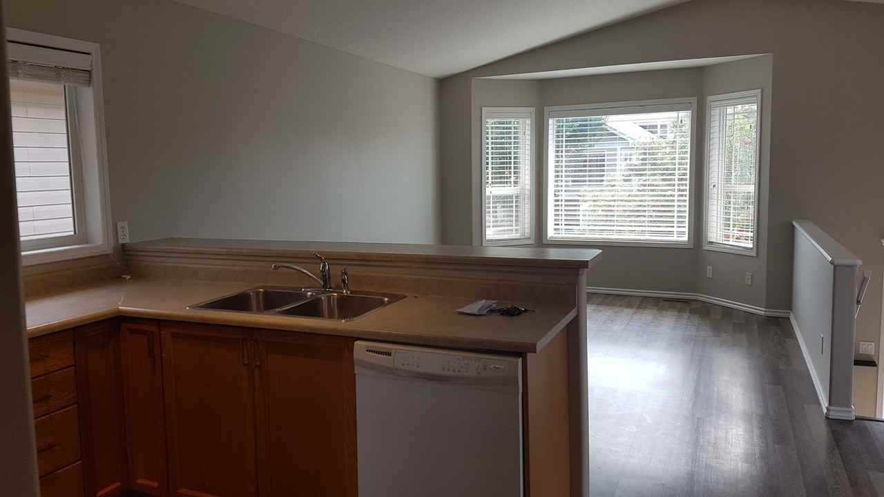 8914 61 Ave - Photo 2 of 19