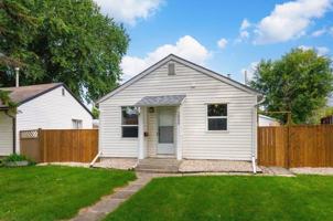 featured image of 1035 Rosemount Ave