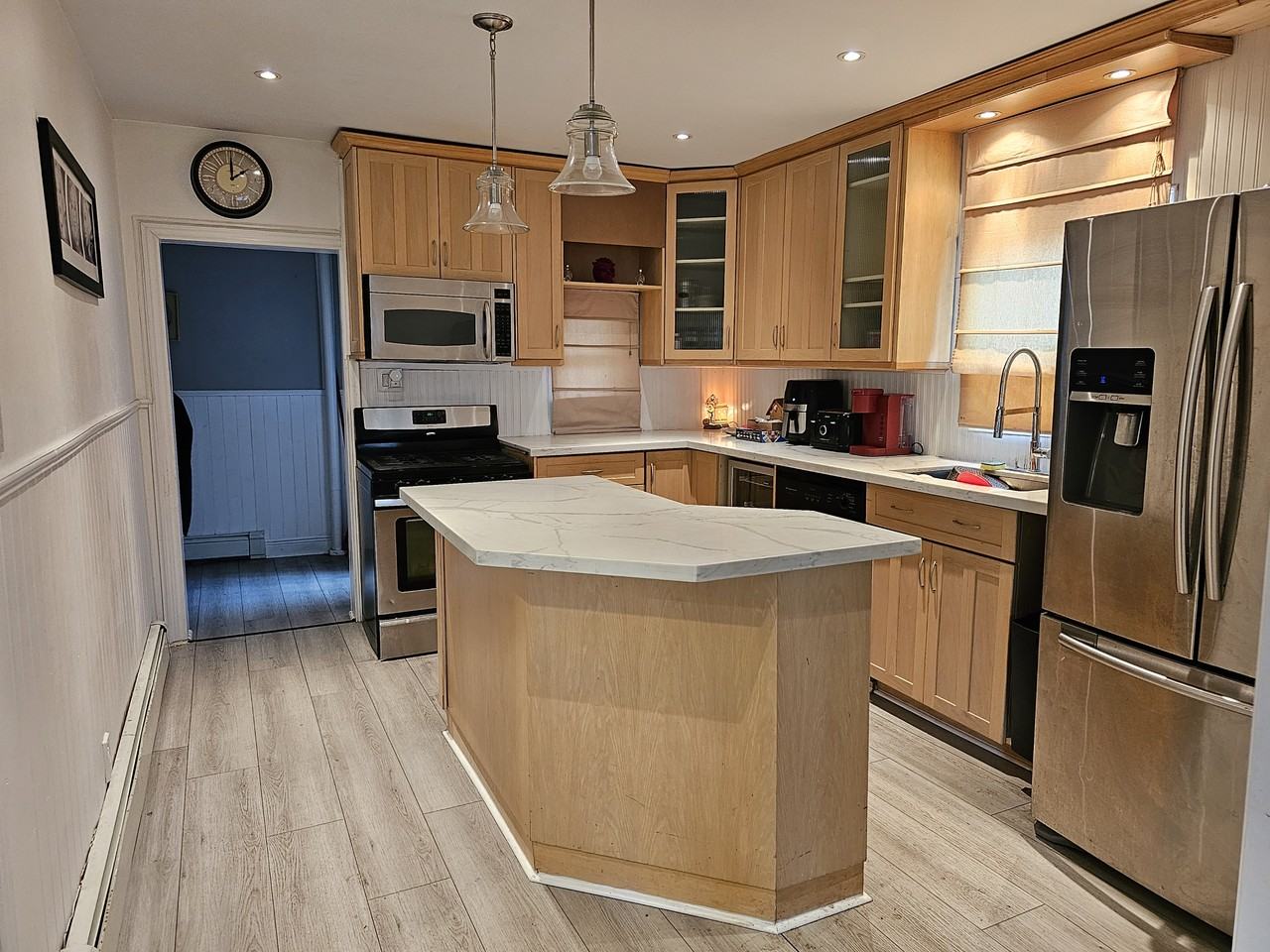 85 Main St W - Photo 3 of 14