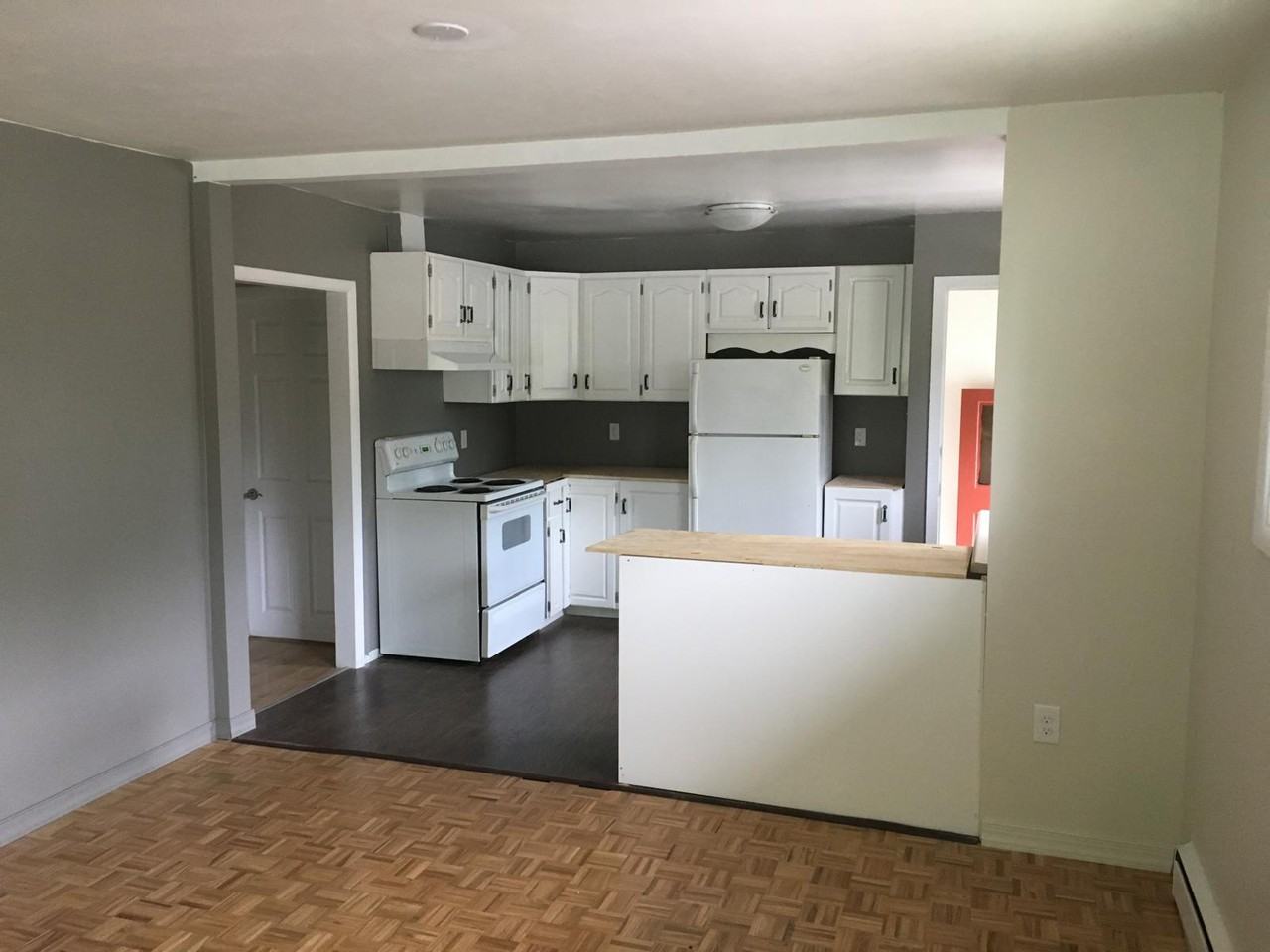 106 Godfrey Dr - Photo 3 of 10