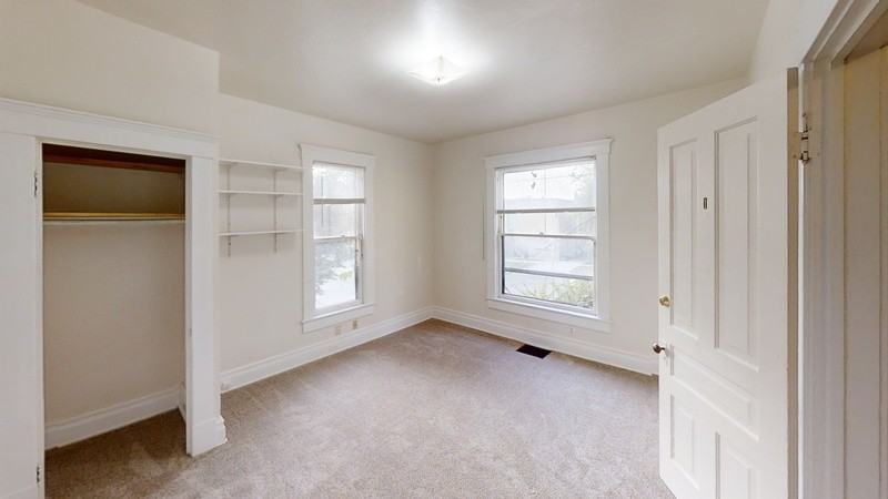 802 E Kingsley St - Photo 2 of 17