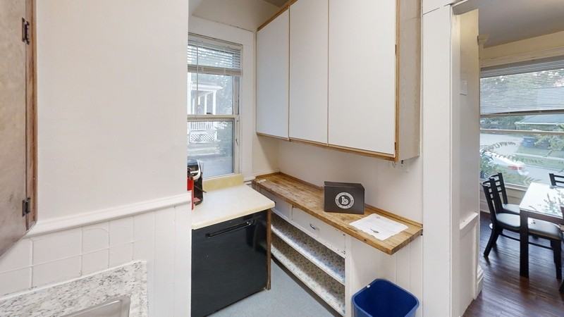 802 E Kingsley St - Photo 6 of 17