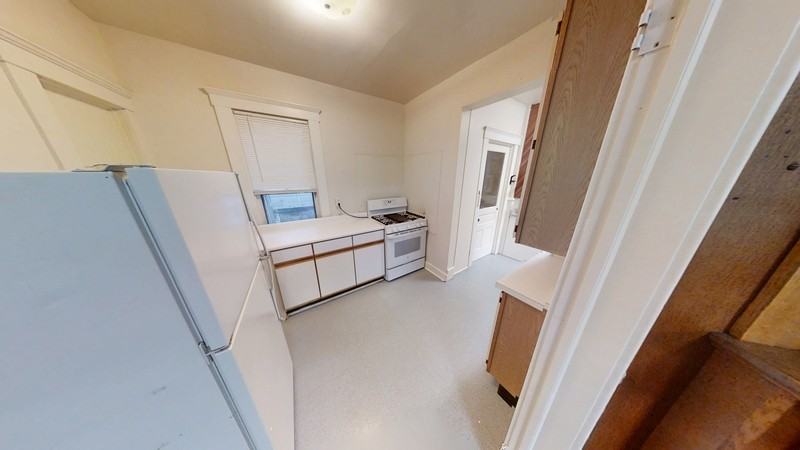 802 E Kingsley St - Photo 7 of 17